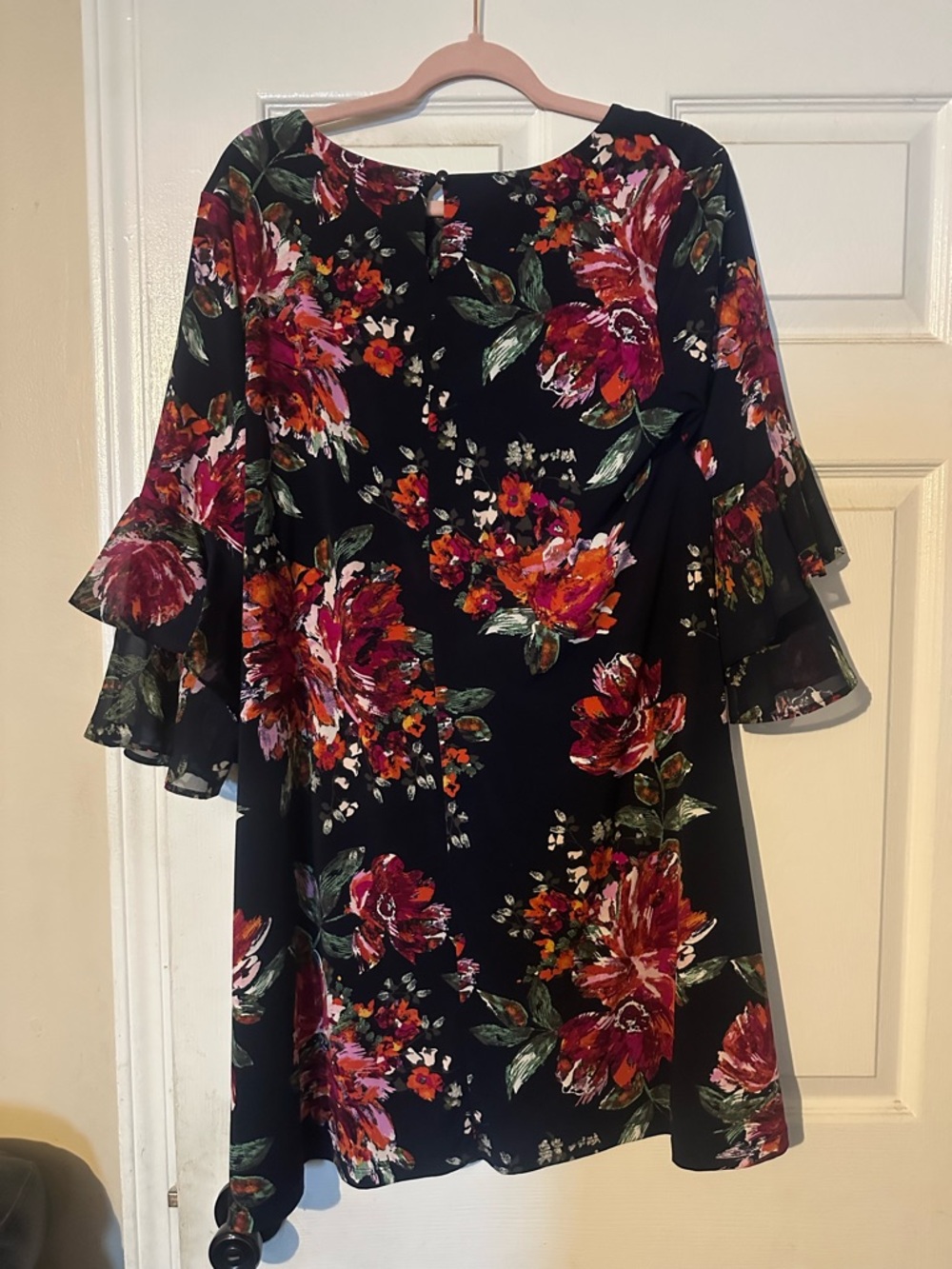 Black Floral Ruffle Sleeve Tunic Dress - Multicolor Flowers - Picture 3 of 3